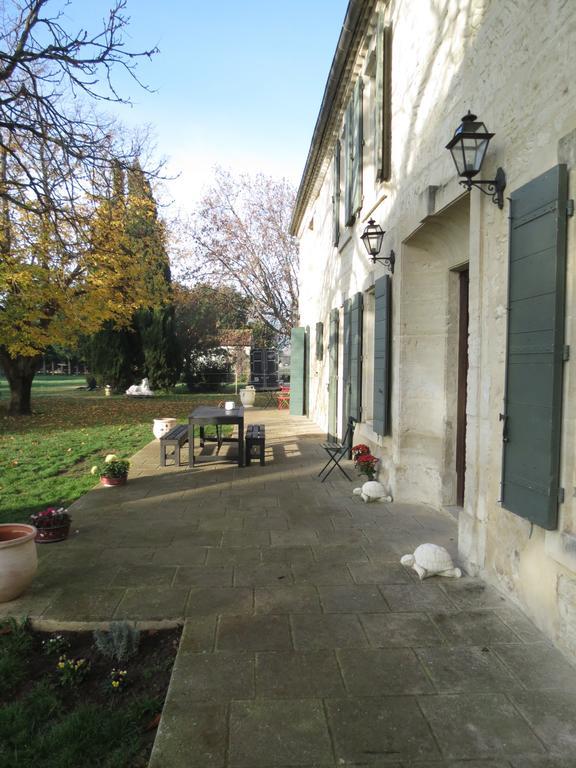 B&B Mas Les Lecques Beaucaire (Gard) Quarto foto