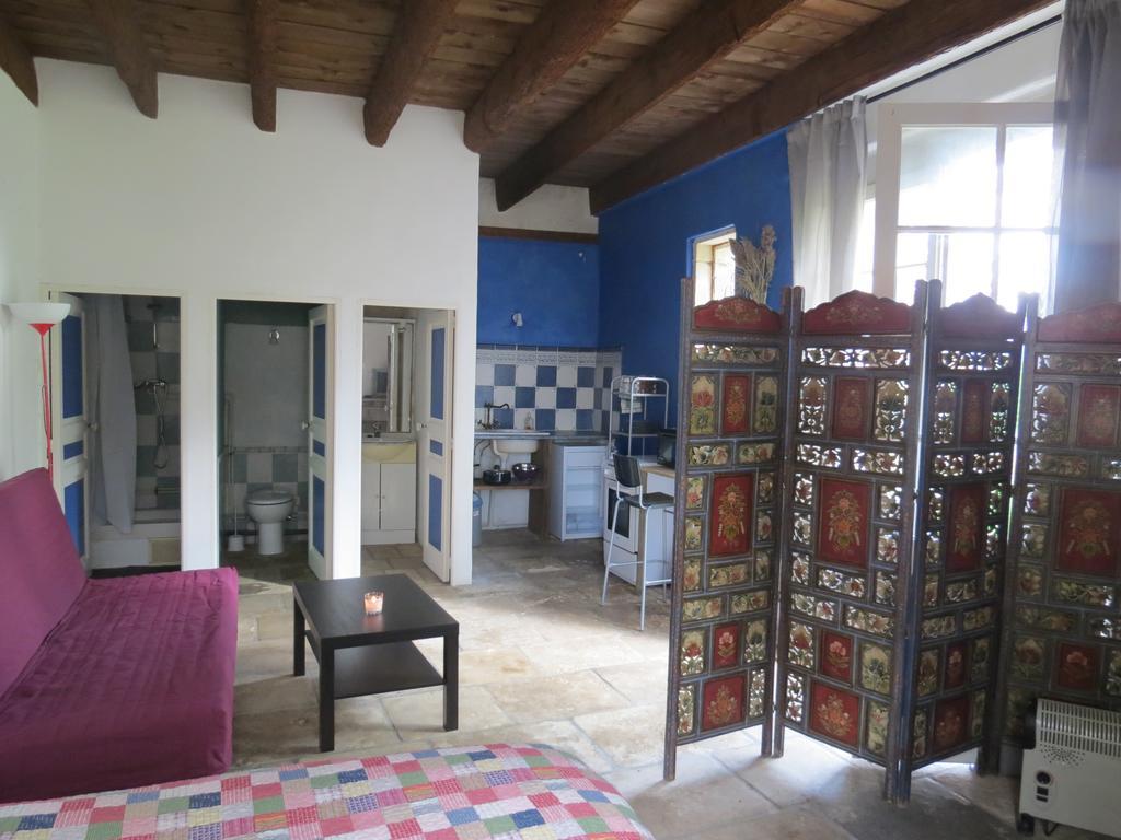 B&B Mas Les Lecques Beaucaire (Gard) Quarto foto