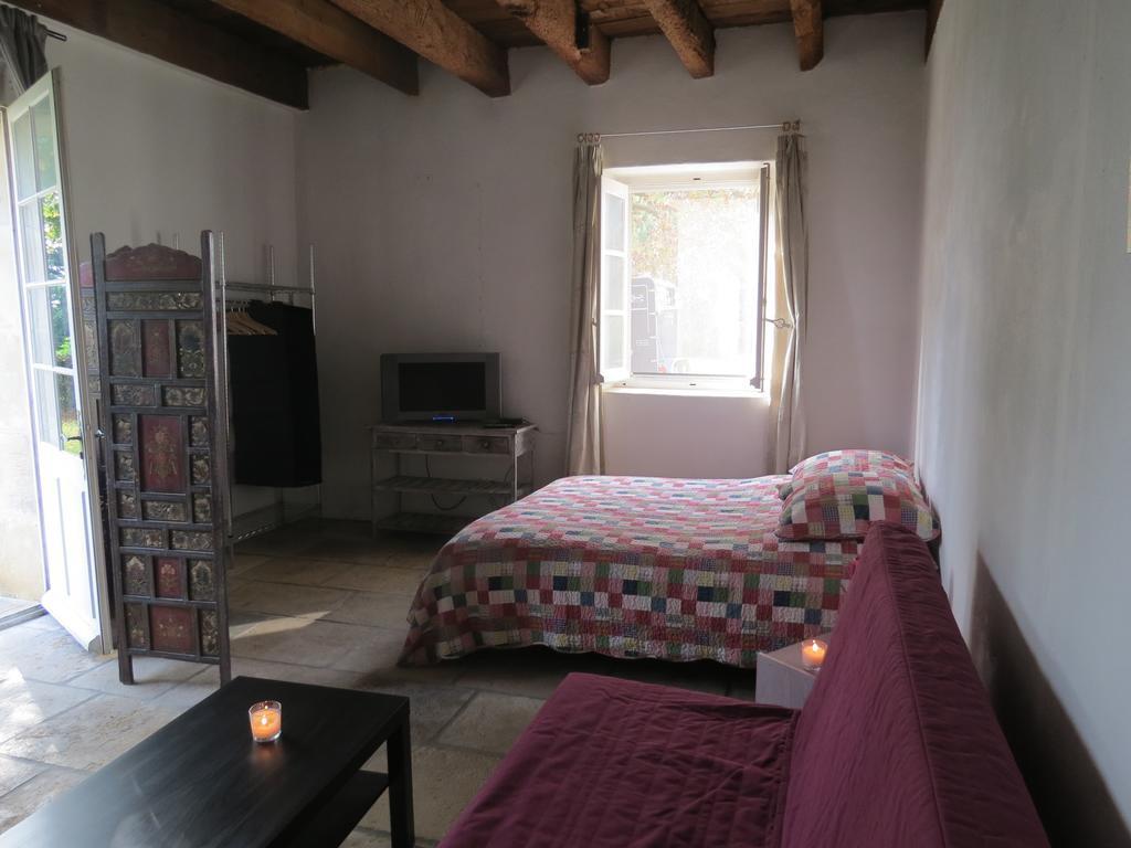 B&B Mas Les Lecques Beaucaire (Gard) Quarto foto