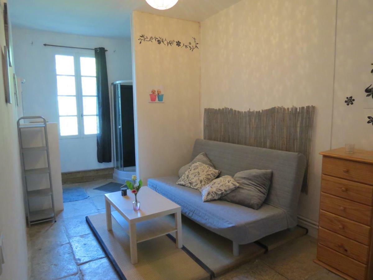 B&B Mas Les Lecques Beaucaire (Gard) Exterior foto